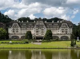 Lofts de Luxo Palácio Quitandinha com Garagem