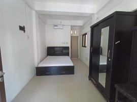 Kost Salsabila Cisauk, hotel di Kedemangan-wetan