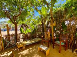 Yalla Beach Hostel, hotel u gradu 'Jericoacoara'