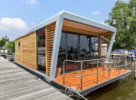 Luxe houseboat Smûk