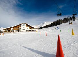 Hotel Tambò, hotel en Campodolcino