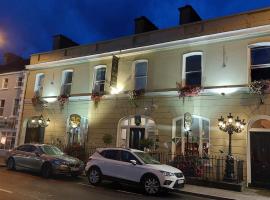 The Old Bank Bruff Family Town House, B&B i Bruff