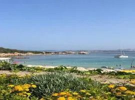 Seaside Apartment Sardinia - 6pl August - 150 m from smeraldo beach