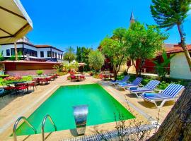 Necip Bey Elegant Villa, hótel í Antalya