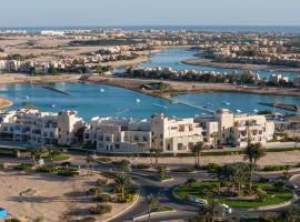 Creek Hotel and Residences El Gouna, מלון בהורגאדה