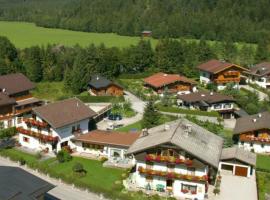 Haus Alpenblick, hotel v destinaci Pertisau