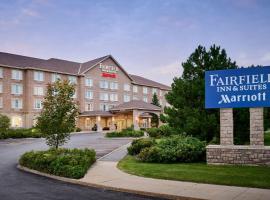 Fairfield Inn & Suites by Marriott Ottawa Kanata، فندق في أوتاوا