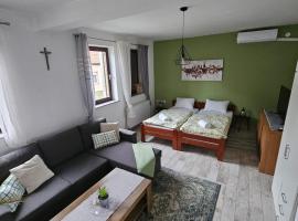 Studio apartman Dora, hotel i Ilok