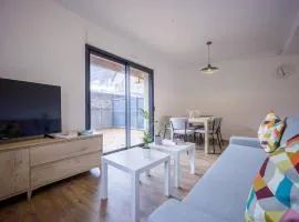 Appartement Neuf à Loudenvielle - 6 pers, 2 ch, terrasse sud, proche télécabine et Balnéa - FR-1-695-12