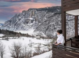 Hotel Arcobaleno, hotell i Fai della Paganella