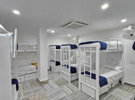 LOWFARE DORMITORY، فندق في كوجيكود