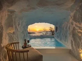 Mykonos Town Black Villa with Cave Heated Pool