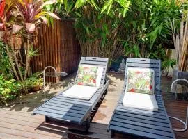 Palm Garden Villa-Apt with tropical Courtyard at Cronulla Beach