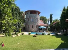 Villa Oasis Taşın Zarafeti,Modern Rahatlık