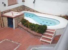 Hermosa casa con piscina privada