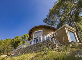 Sukoon Nature Retreat Near Bhatrojkhan Ranikhet, hotel de lux din Tota Ām