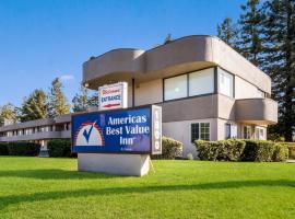 Americas Best Value Inn Santa Rosa, hotel i Santa Rosa