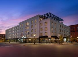 The Bradley, Hotel in Fort Wayne