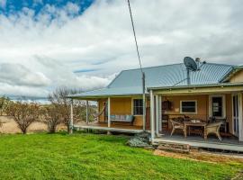 Experience Country Mudgee at Lone Pine Farmhouse, farma v destinácii Mudgee