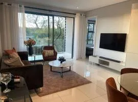 Load-Shedding Free Trendy 2-bed 2-bath Apartment