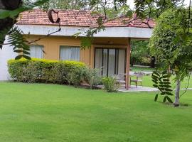 The Meadows Resort and Spa, hotel en Aurangabad