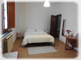 Geoglobe Apartment, hotel a Pisa