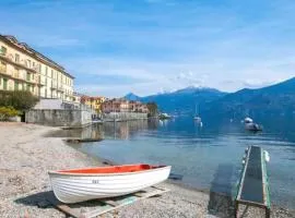 Appartamento con spiaggia privata centro Menaggio