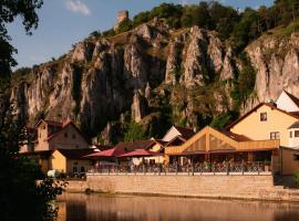 Bierhotel - Hotel & Brauereigasthof Schneider, готель у місті Ессінг