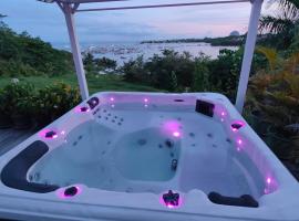 Jacuzzi, Sauna, Piscine et Magnifique Vue sur la Mer ! Vivez le Luxe de la Dépendance de la Villa Nadia، فندق في لو ديامانت