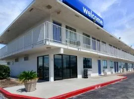 Motel 6-Galveston, TX