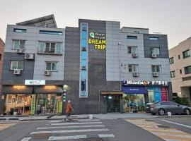 DreamTrip Guesthouse, hotell i Incheon