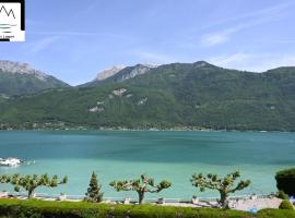 CoconLagon Sérénité au lac d'Annecy, hotel v destinácii Doussard