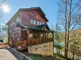 *Views* *Location* Cozy Cabin, Hot Tub, Pool Table