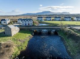 Fishermans Cottage Stunning Two Bedroom with Views close to town, ξενοδοχείο σε Bundoran