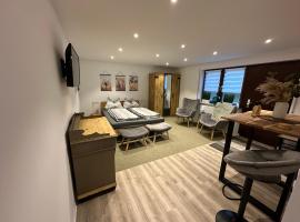 Neckarsulm ruhige Wohnung am Feldrand, hotell i Neckarsulm