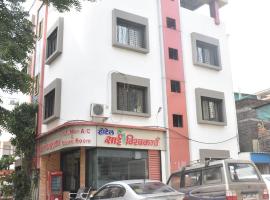 HOTEL SAI VISHVA KARMA, hotel di Shirdi