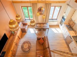 Viesnīca "Charming House in Modave with Terrace and Parking Included" pilsētā Modave