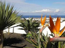 Casa Lancelot, hotel Tinajóban