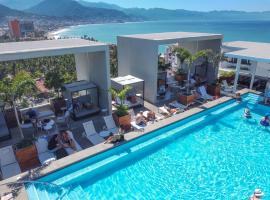 Hotel Mio Vallarta Unique & Different- Adults Only، فندق في بويرتو فايارتا