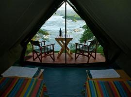 Explorers River Camp, hotel a Jinja