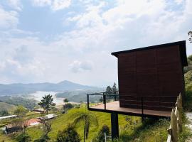 Glamping Samadhi - el Peñol，El Peñol的飯店