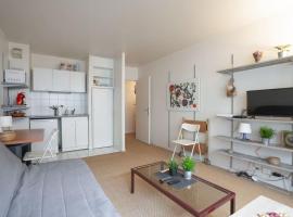 Studio cosy et confortable, hotell i Levallois-Perret