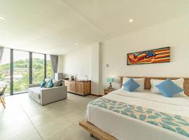 Komodo Suites Downtown Managed by CPM Bali, hotelli Labuan Bajossa