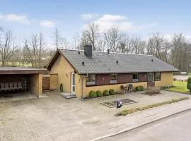 4 Bedroom Gorgeous Home In Holstebro