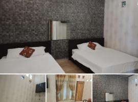 Penginapan & Guest House Mbok Dhe Borobudur, отель в Боробудуре