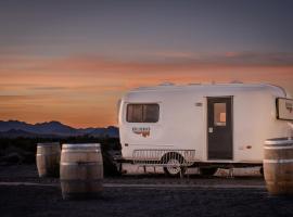 Amargosa Valley में, होटल Tarantula Ranch Campground & Vineyard near Death Valley National Park