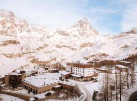 Valtur Cervinia Cristallo Ski Resort, hotel v mestu Breuil-Cervinia