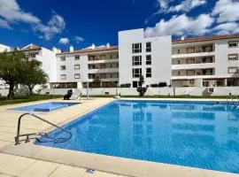 Vilamoura Marina Charming With Pool by Homing