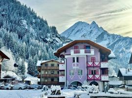 B&B Cèsa Planber Mountain View SKI-IN SKI-OUT โรงแรมในกานาเซย์