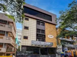 Townhouse OAK Clove Boutique Hotel Rajaji Nagar Near Lulu Mall Bengaluru